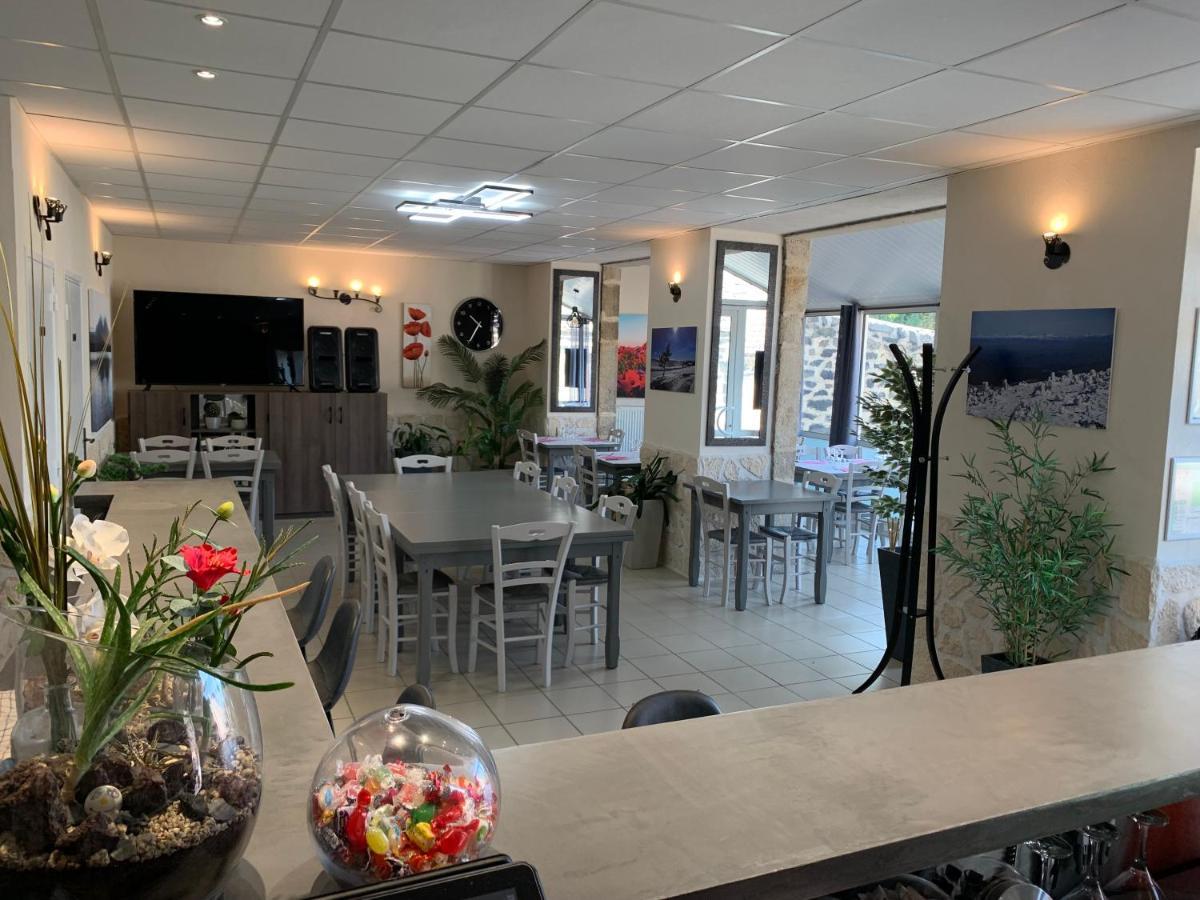 Auberge De La Tour Freycenet-la-Tour Buitenkant foto