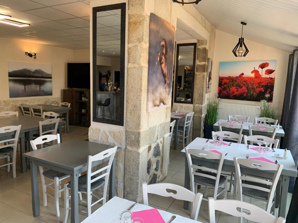 Auberge De La Tour Freycenet-la-Tour Buitenkant foto